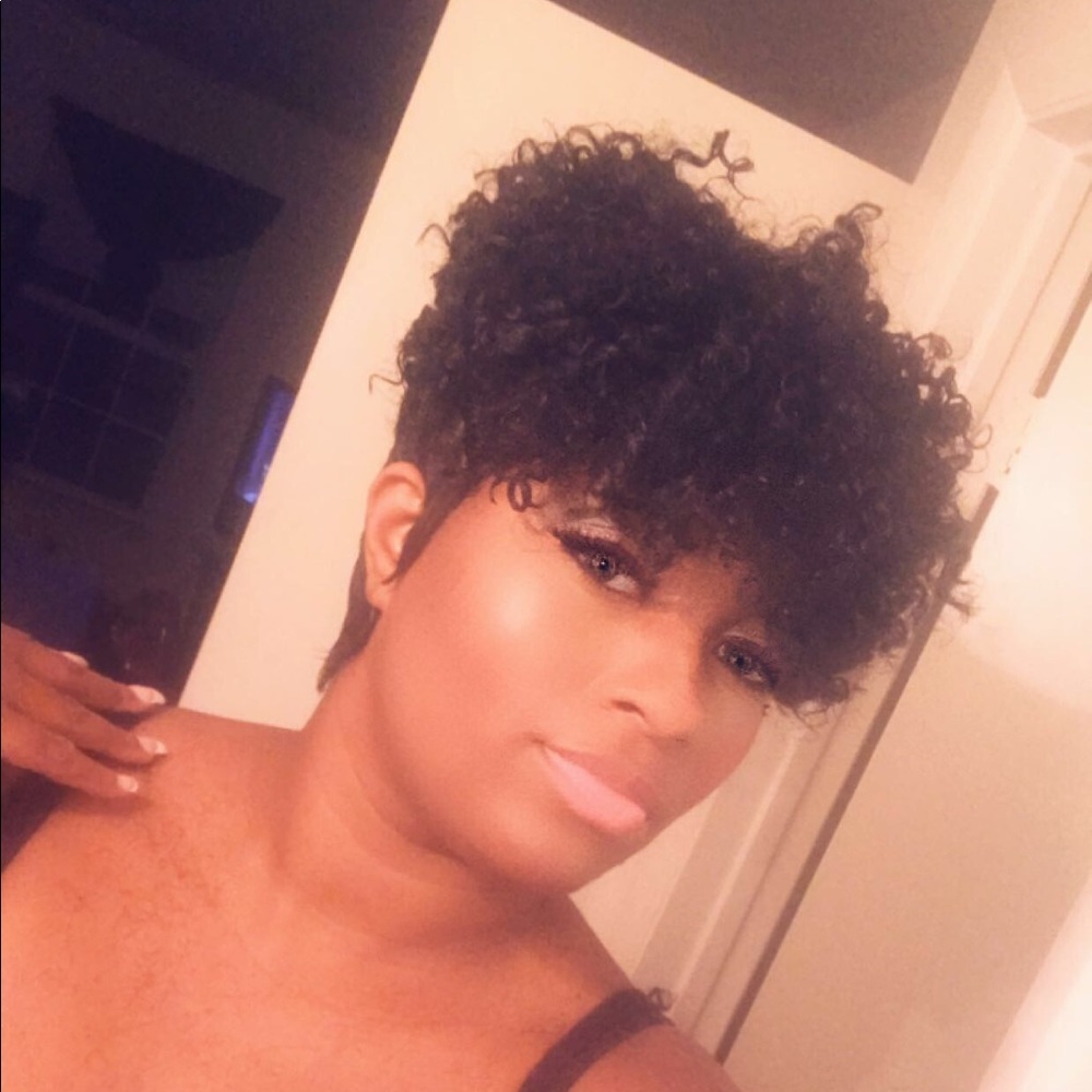 Wig - Picture 2 of 2